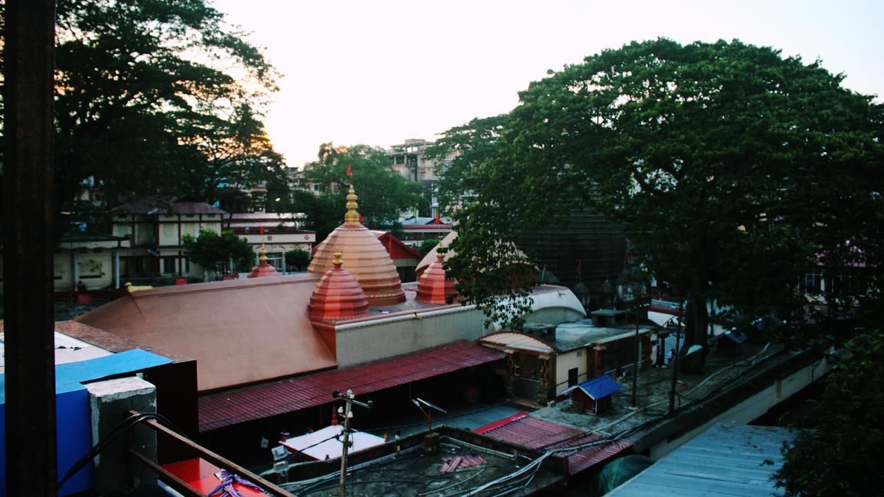 Hotel Shreemoyee Inn - Kamakhya Temple กูวาฮาติ ภายนอก รูปภาพ